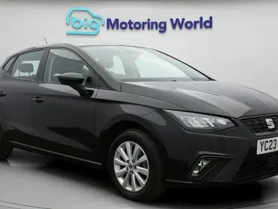Usado Seat Ibiza SE 80 HP (58 kW) 2023 Preto Citadino