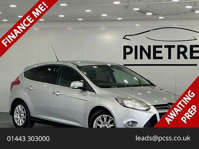 Używany Ford Focus Titanium 125 KM (91 kW) 2012 Srebrny Hatchback