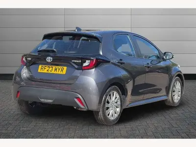 Used Toyota Yaris Hybrid 116 HP (85 kW) 2023 Grey Hatchback