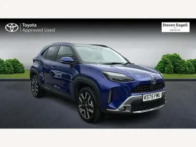 Used Toyota Yaris Hybrid 2025 Blue Hatchback