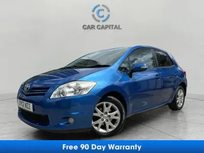 Used Toyota Auris 132 HP (97 kW) 2012 Blue Hatchback