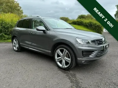 Usado VW Touareg R-line 262 HP (192 kW) 2015 Cinzento SUV