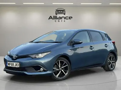 Used Toyota Auris Hybrid