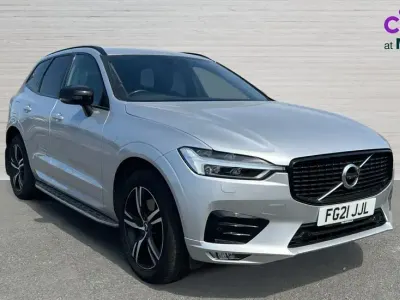 Used Volvo XC60 R-Design 235 HP (172 kW) 2021 Silver SUV