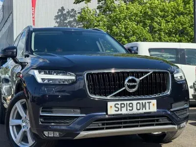 Used Volvo XC90 Momentum 235 HP (172 kW) 2019 Blue SUV