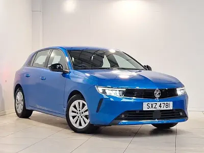 Used Vauxhall Astra Design Edition 130 HP (95 kW) 2023 Blue Hatchback
