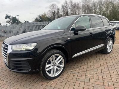 Black Used 2015 Audi Q7 S-Line SUV | £17,495 (Fair price)