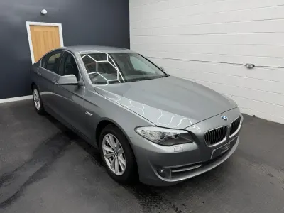 Usado BMW 525 Comfort Edition 2010 Gris Berlina