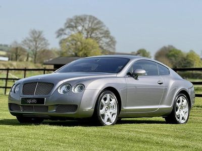 Begagnad Bentley Continental Mulliner 2005 Silver Sedan