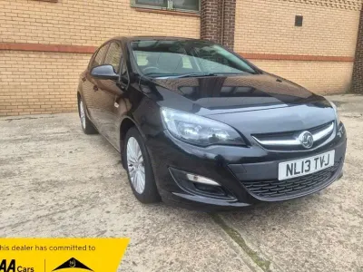 Used Vauxhall Astra 2013 Black Hatchback