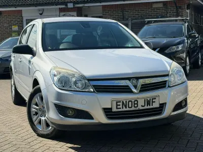 Used Vauxhall Astra Elite 138 HP (101 kW) 2008 Silver Hatchback
