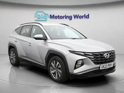 Usado Hyundai Tucson SE 150 CV (110 kW) 2023 Plateado SUV