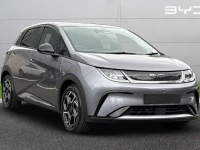Nowe BYD Dolphin Comfort 150 kW (204 KM) 2025 Szary Hatchback