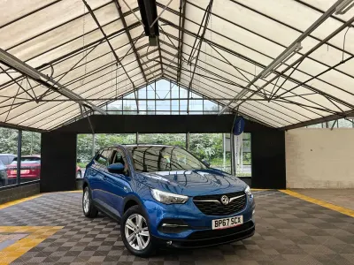 Used Vauxhall Grandland X S 130 HP (95 kW) 2018 Blue SUV