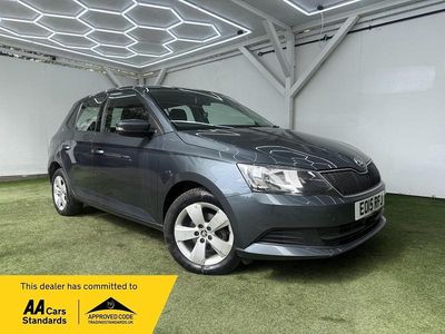 Used Skoda Fabia SE 60 HP (44 kW) 2015 Grey Hatchback
