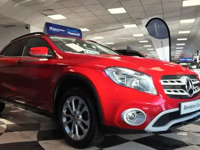 Usado Mercedes GLA200 SE 156 HP (114 kW) 2018 Vermelho SUV