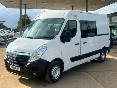 Used Vauxhall Movano 130 HP (95 kW) 2019 White MPV