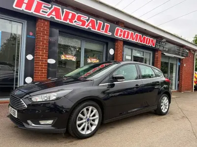 Used Ford Focus Titanium 125 HP (91 kW) 2015 Black Hatchback