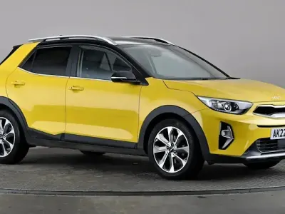 Used Kia Stonic 120 HP (88 kW) 2022 Yellow SUV