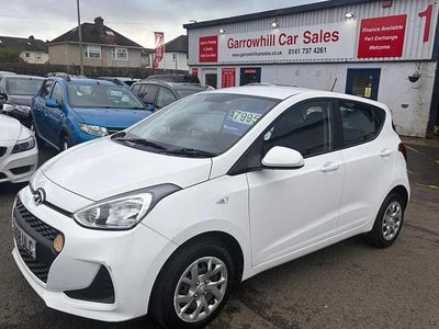 Used Hyundai i10 SE 66 HP (48 kW) 2018 White Hatchback
