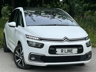 Used Citroën C4 Picasso Flair 120 HP (88 kW) 2018 White MPV