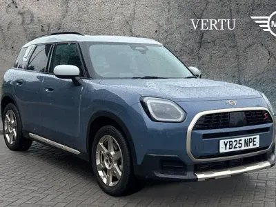 Used Mini Countryman Exclusive 218 HP (160 kW) 2025 Blue SUV