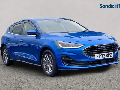 Used Ford Focus Titanium 155 HP (114 kW) 2023 Blue Hatchback