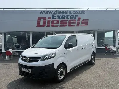 Used Vauxhall Vivaro 100 HP (73 kW) 2023 White MPV