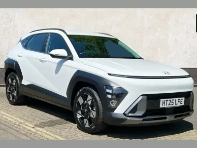 Used Hyundai Kona Advanced 127 HP (93 kW) 2025 White SUV