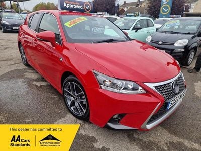 Lexus CT200h