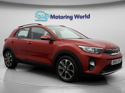 Red Used 2018 Kia Stonic SUV | £9,100 (Fair price)