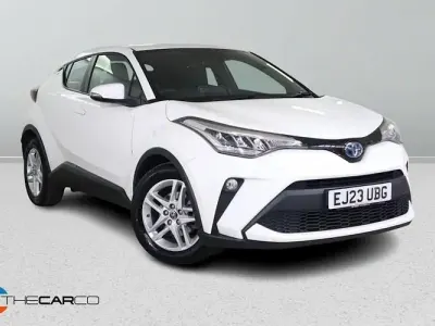 Used Toyota C-HR 122 HP (89 kW) 2023 White SUV