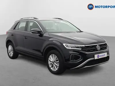 Używany VW T-Roc Life 110 KM (80 kW) 2023 Czarny SUV
