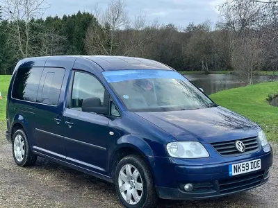 Used VW Caddy Maxi Life 105 HP (77 kW) 2009 Blue MPV