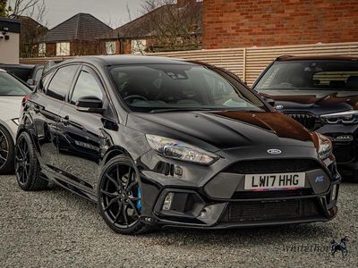 Used Ford Focus RS 350 HP (257 kW) 2017 Black Hatchback