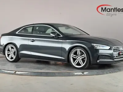 Begagnad Audi A5 S-Line 190 HK (139 kW) 2020 Grå Sportkupé