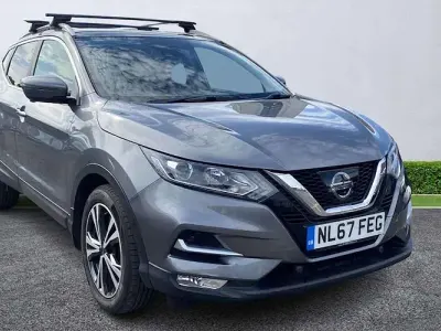 Used Nissan Qashqai N-Connecta 116 HP (85 kW) 2017 Grey SUV