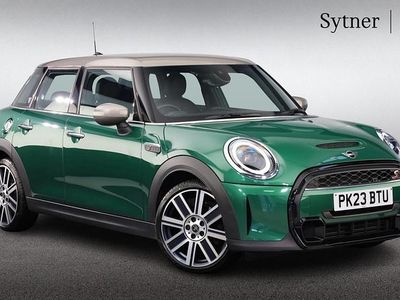 Gebraucht Mini Cooper S Exclusive 176 PS (129 kW) 2023 Grün Kleinwagen