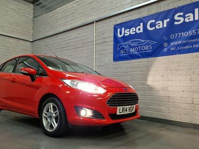 Used Ford Fiesta Zetec 2014 Red Hatchback
