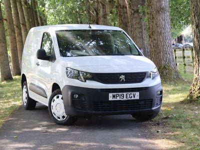 White Used 2019 Peugeot Partner MPV | £8,394 (Fair price)
