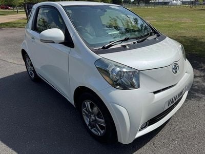 Toyota iQ