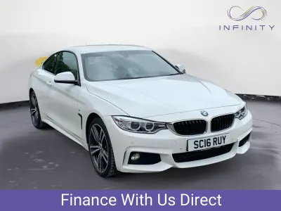 Begagnad BMW 420 M Sport 190 HK (139 kW) 2016 Vit Sportkupé
