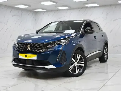Käytetty Peugeot 3008 Allure 130 HP (95 kW) 2024 Sininen Katumaasturi