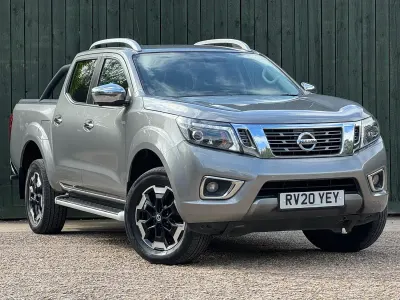 Used Nissan Navara Tekna 190 HP (139 kW) 2020 Grey Pickup