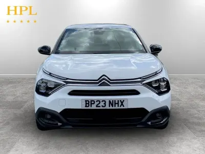 Käytetty Citroën C4 PureTech 102 HP (75 kW) 2023 Valkoinen Katumaasturi