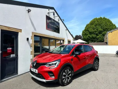 Used Renault Captur Evolution 2023 Red SUV