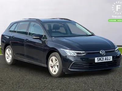 Used VW Golf VII Life 110 HP (80 kW) 2021 Black Hatchback