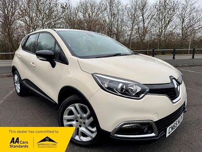 Cream Used 2015 Renault Captur Dynamique SUV | £6,000 (Fair price)
