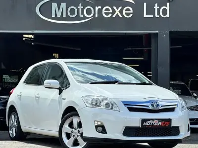 Used Toyota Auris Hybrid 136 HP (100 kW) 2011