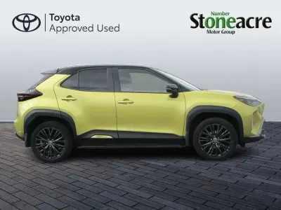 Used Toyota Yaris Cross 113 HP (83 kW) 2022 Yellow SUV